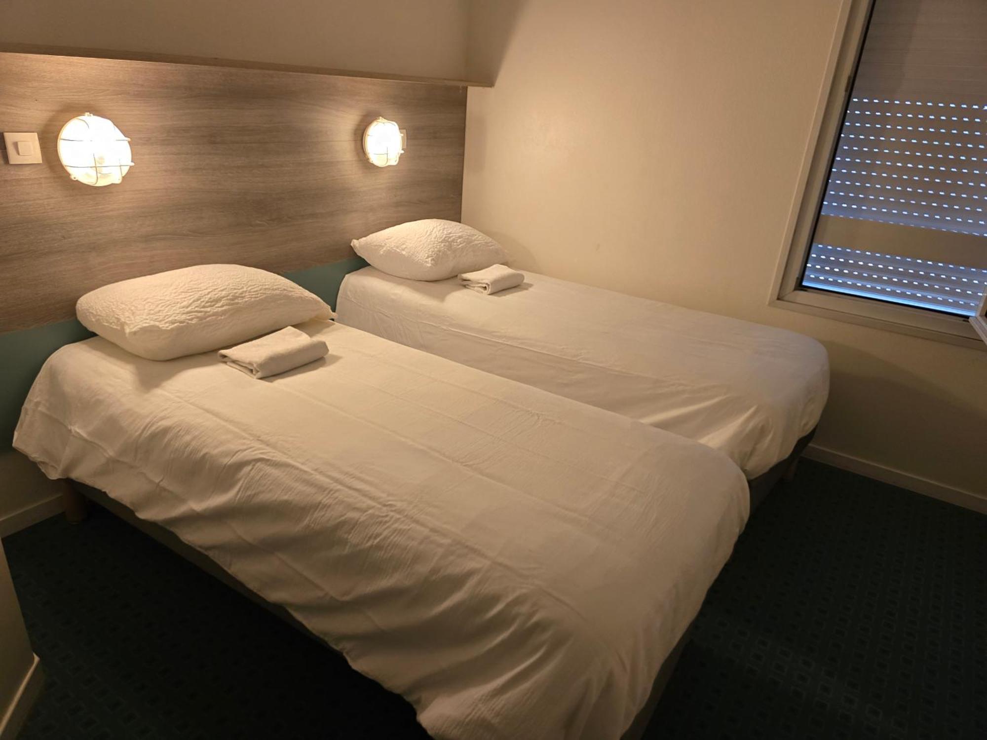 Brit Hotel Essentiel Poitiers Gare Du Futuroscope Жоне-Клан Екстер'єр фото